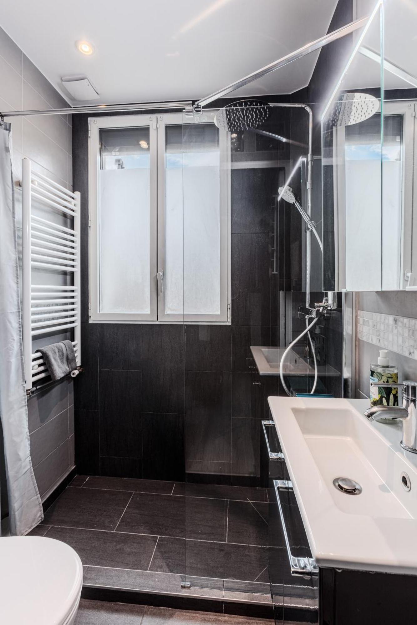 Eastern Paris Terrace - Terrasse - 15Min De Paris Apartment Романвил Екстериор снимка